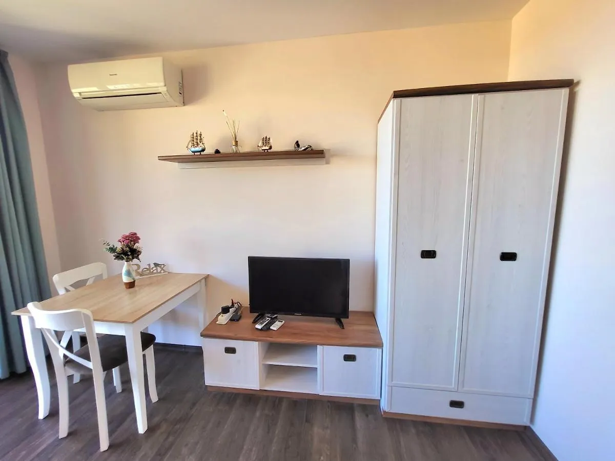 Vip Apartments In 索佐波尔 0*,